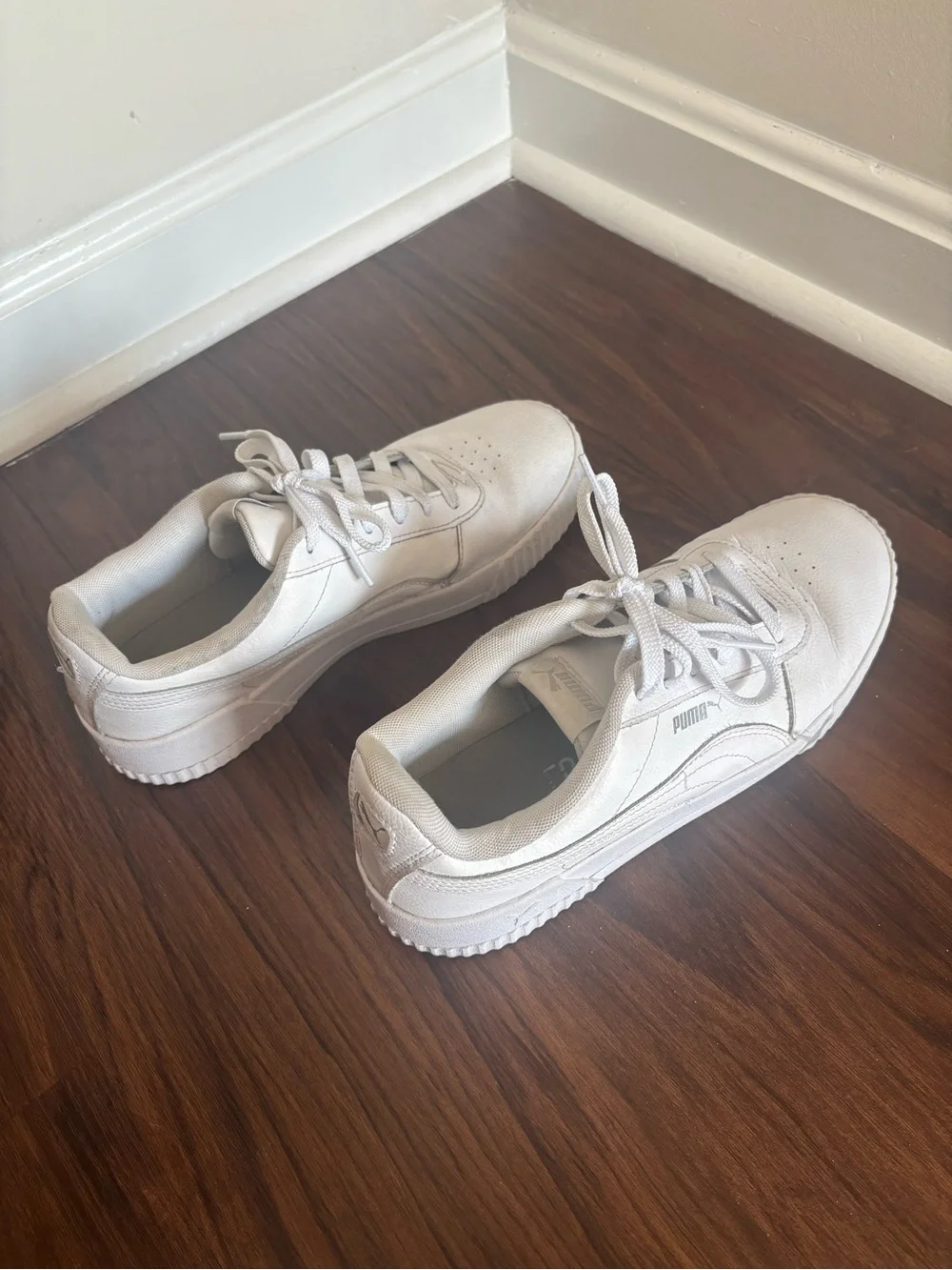 Puma Carina White Leather Platform Sneakers Size 10.5